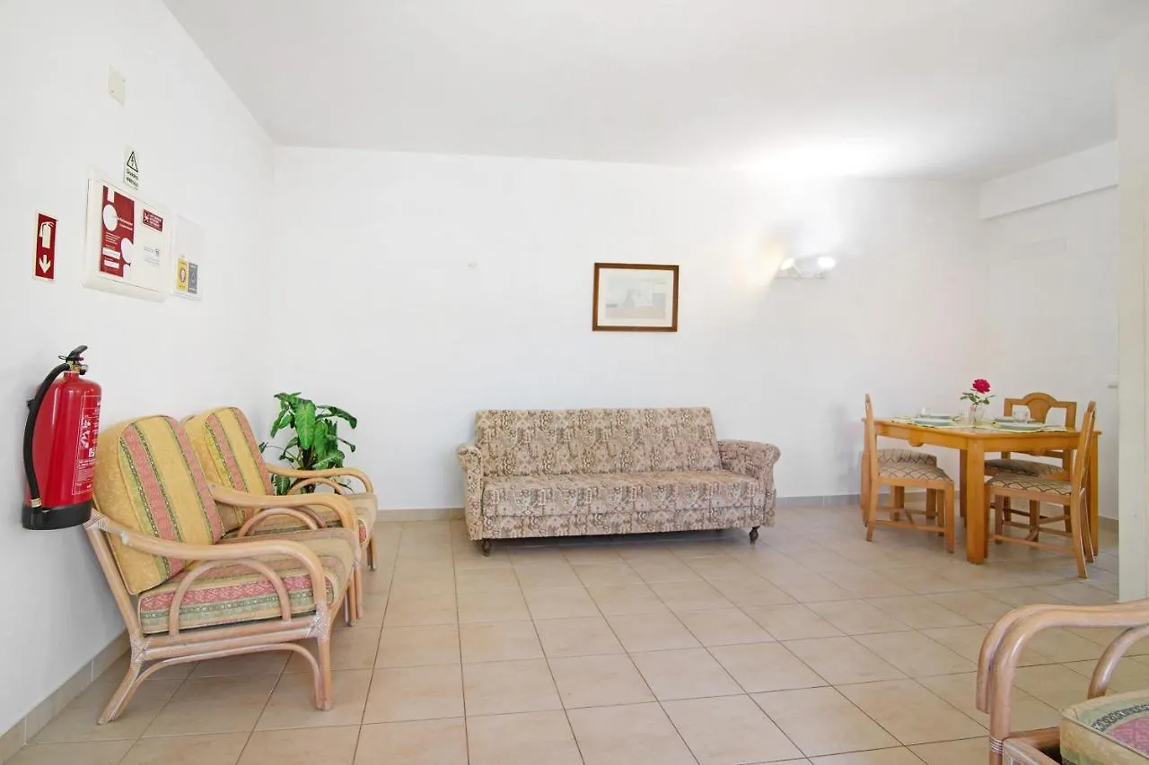 Algarve Apartments E Olhos de Agua  Portugal